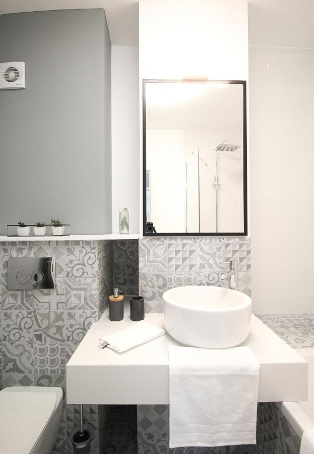 Daniel Luxury Apartment クルージュ＝ナポカ エクステリア 写真